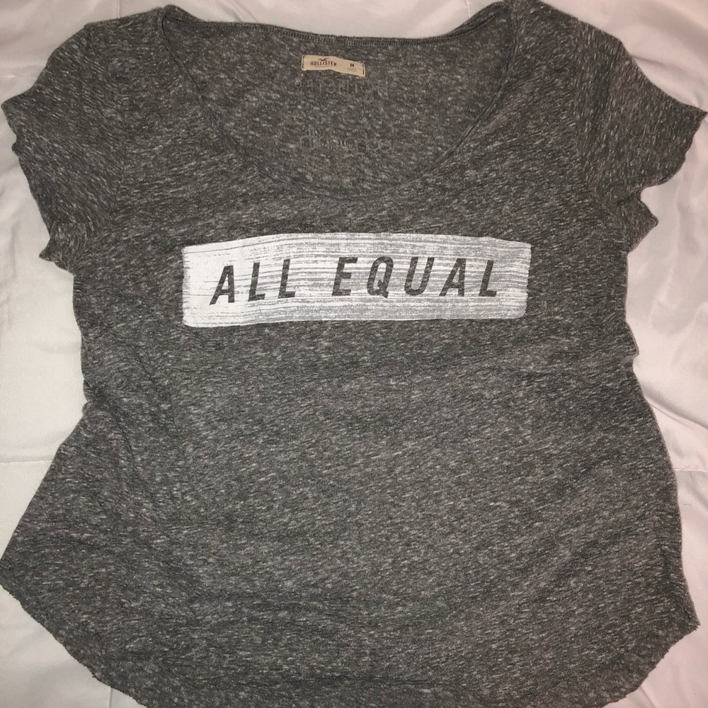 GRAPHIC TOP